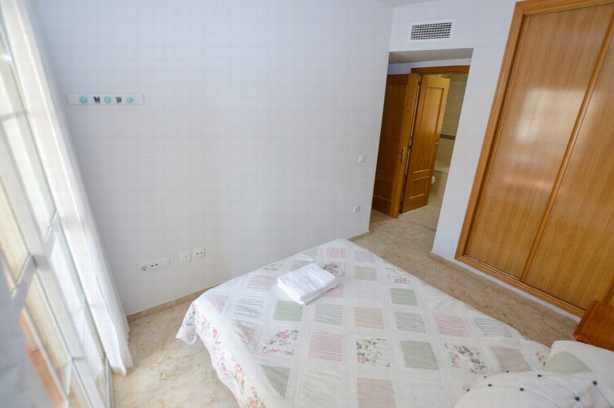 2 bedroom Apartment for sale in Torrequebrada with pool garage - € 285,000 (Ref: 9772861)
