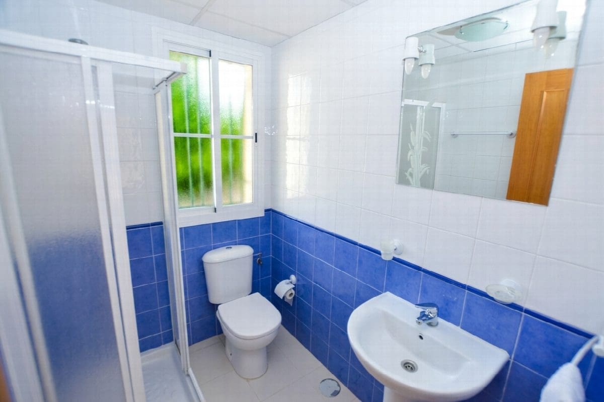 2 bedroom Apartment for sale in Torrequebrada with pool garage - € 285,000 (Ref: 9772861)