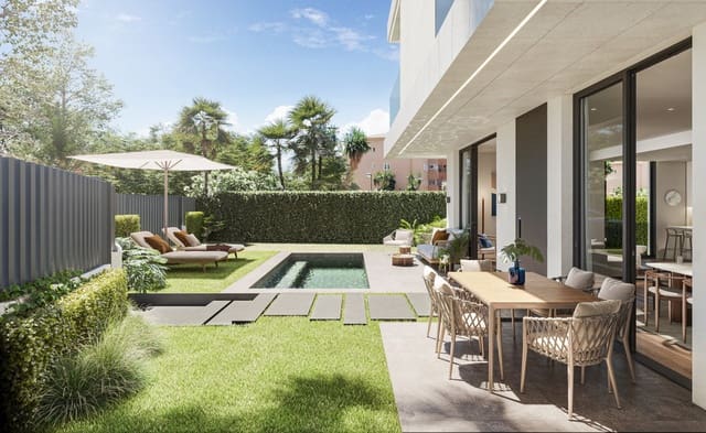 3 bedroom Townhouse for sale in Miramar, Málaga city with pool - € 1,750,000 (Ref: 9772863)
