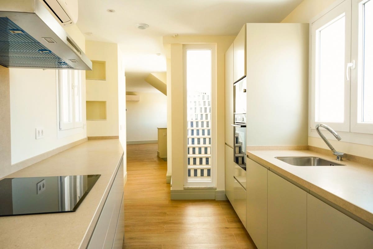 Apartamento de 2 habitaciones en Málaga ciudad en venta - 880.000 € (Ref: 9772864)