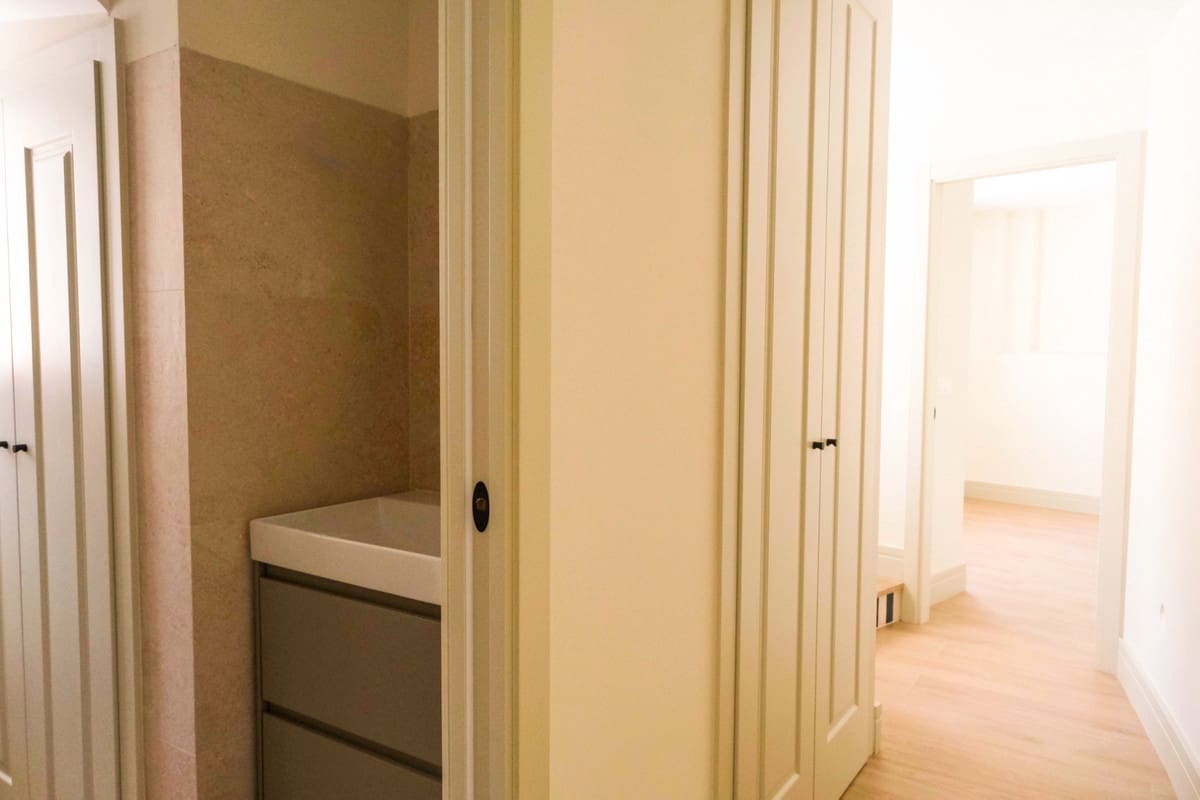 Apartamento de 2 habitaciones en Málaga ciudad en venta - 880.000 € (Ref: 9772864)