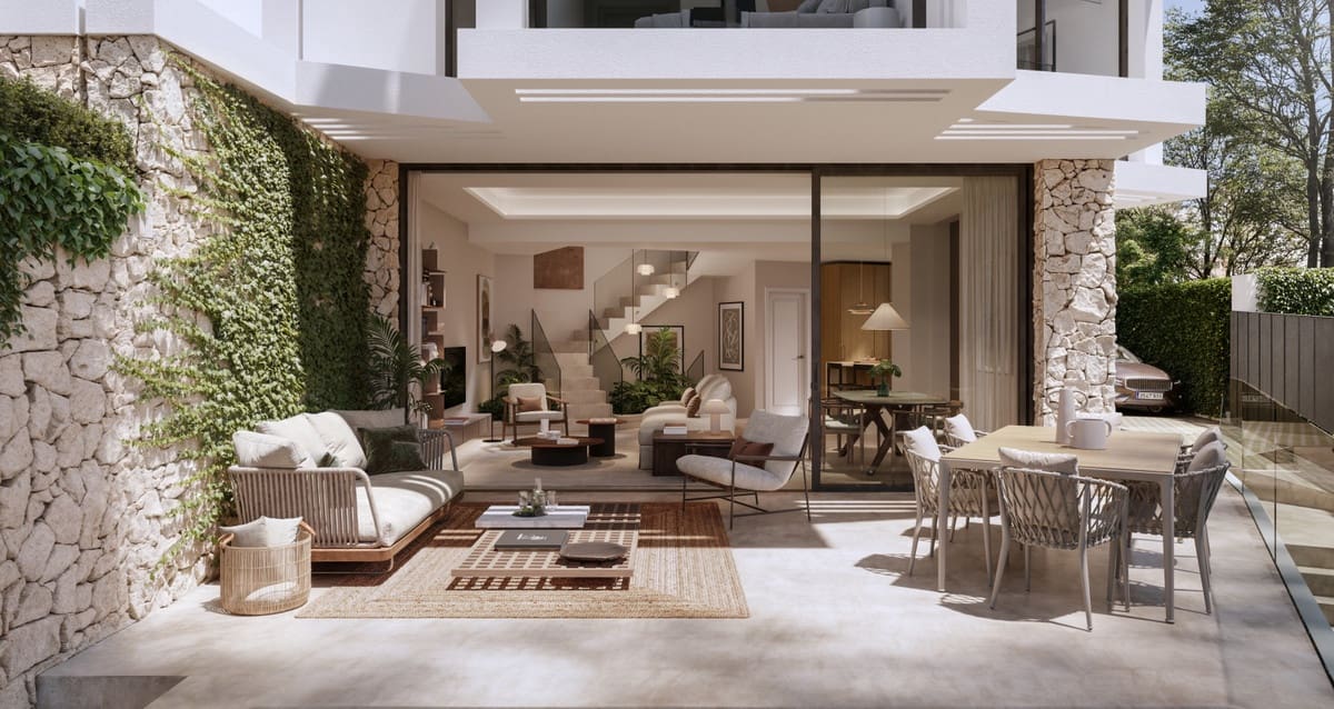 Pareado de 3 habitaciones en Málaga ciudad en venta con piscina - 1.445.000 € (Ref: 9772865)