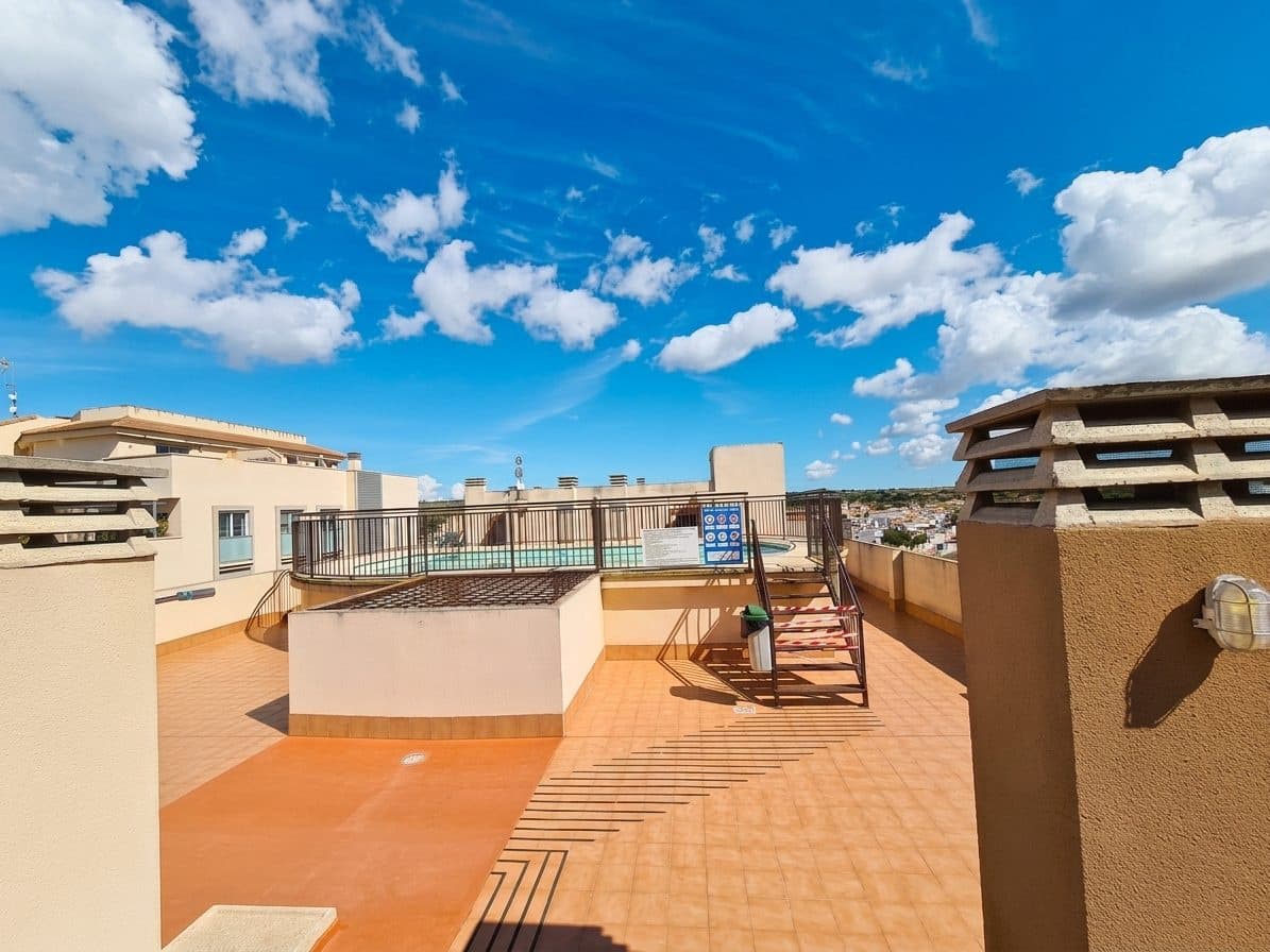 2 bedroom Apartment for sale in Sucina with pool - € 115,000 (Ref: 9772867)