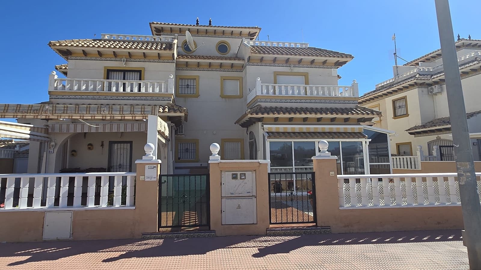 2 sypialnia Dom na sprzedaż w Orihuela Costa - 265 000 € (Ref: 9772868)