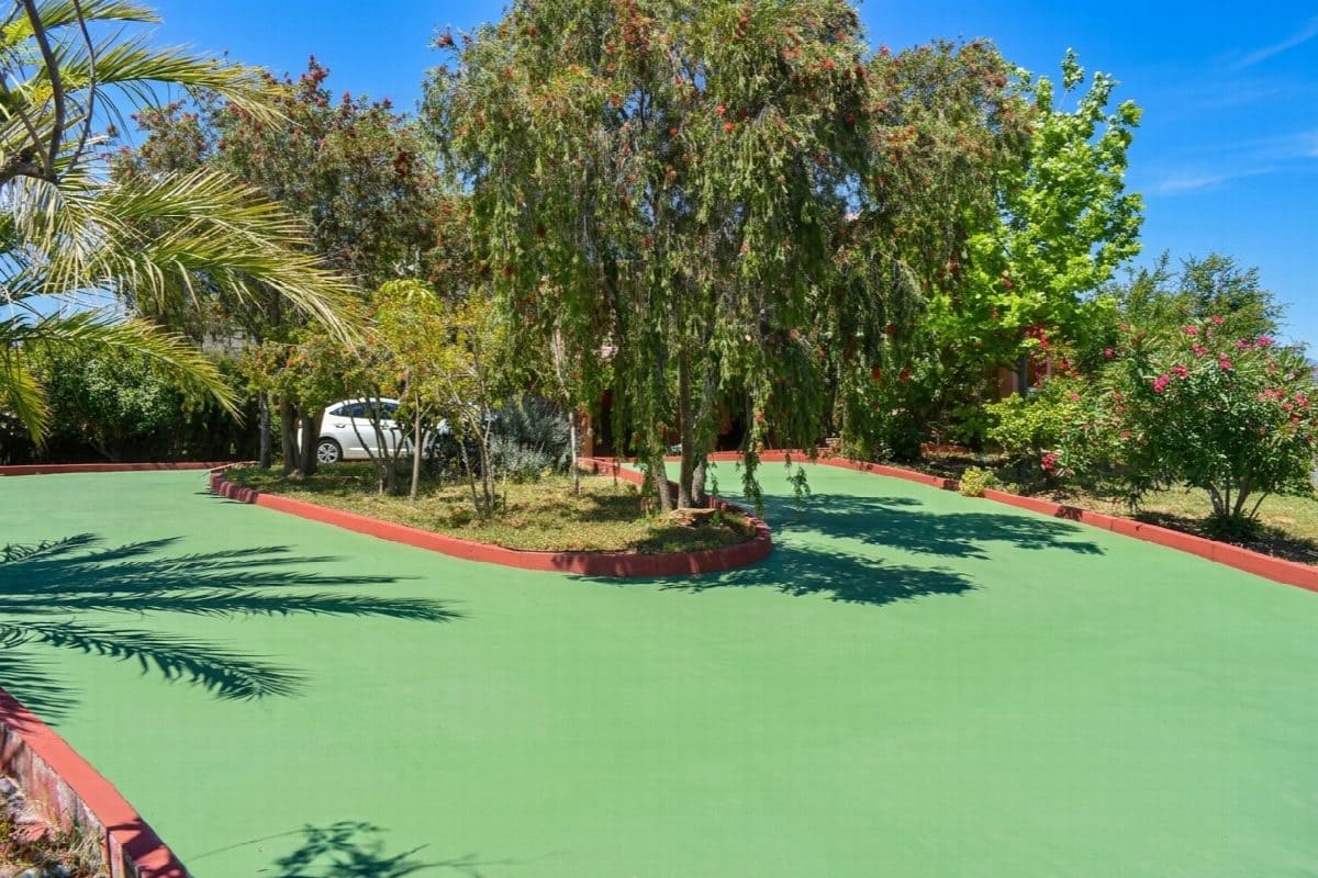 4 bedroom Villa for sale in Mijas with pool - € 1,195,000 (Ref: 9772880)
