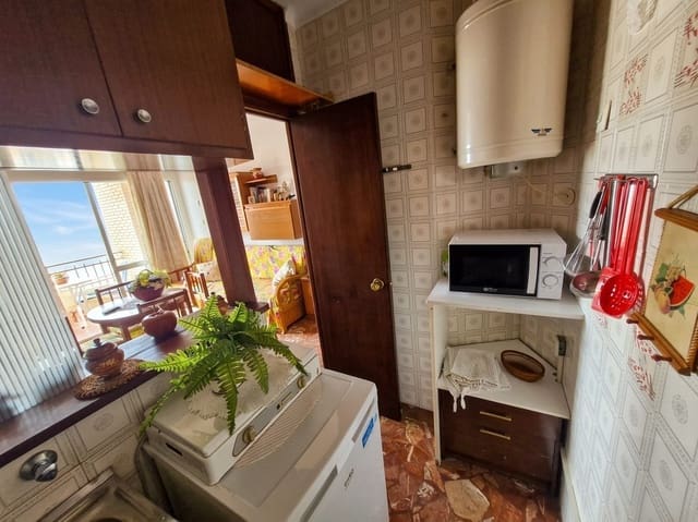 Apartment for sale in Arroyo de la Miel, Benalmádena with pool - € 170,000 (Ref: 9777926)