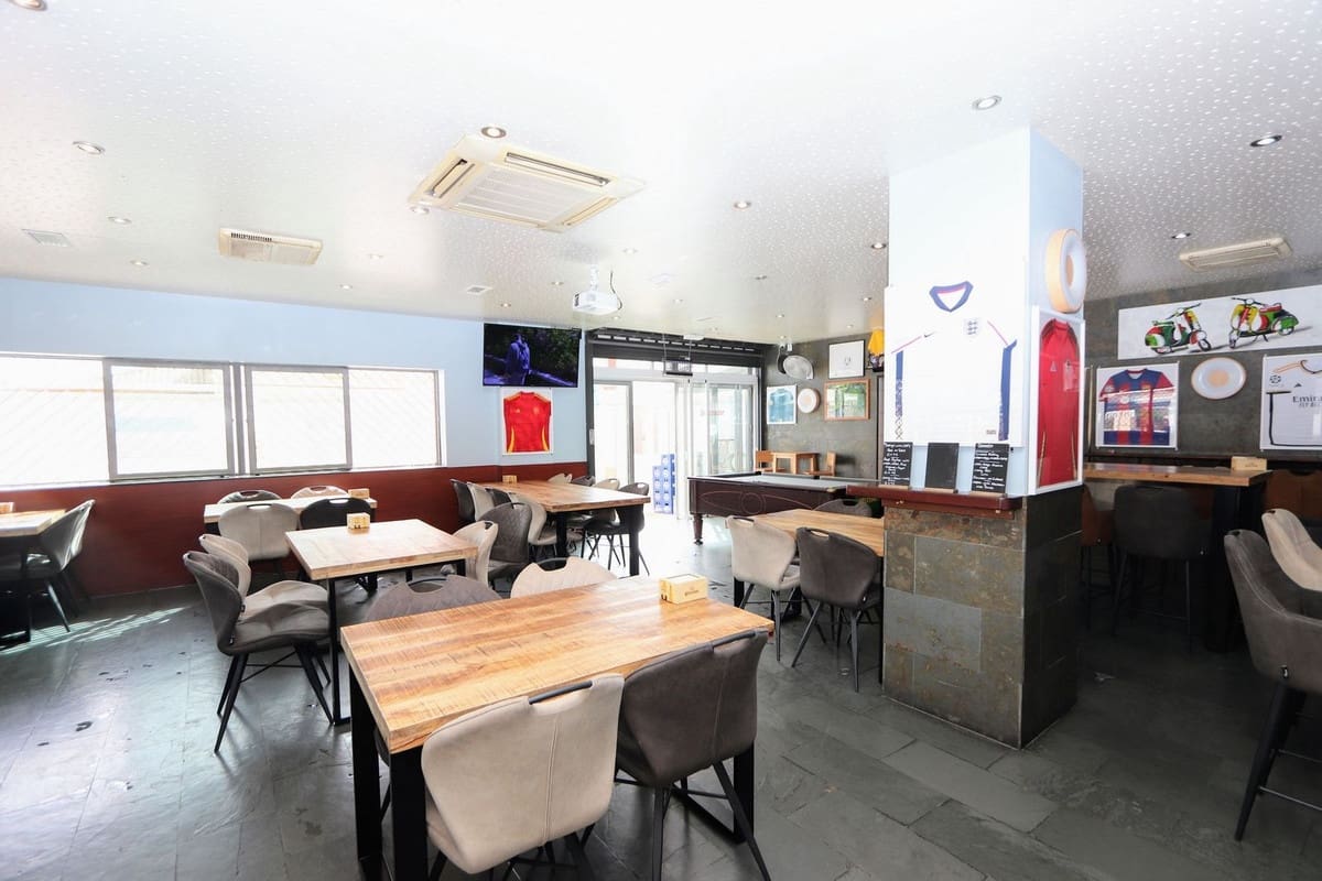 Commercial for sale in San Pedro del Pinatar - € 390,000 (Ref: 9777934)