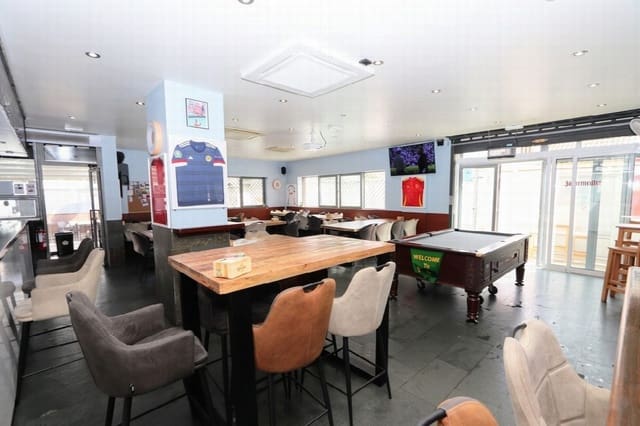 Restaurant/bar te koop in San Pedro del Pinatar ciudad, San Pedro del Pinatar met zwembad - € 390.000 (Ref: 9777934)