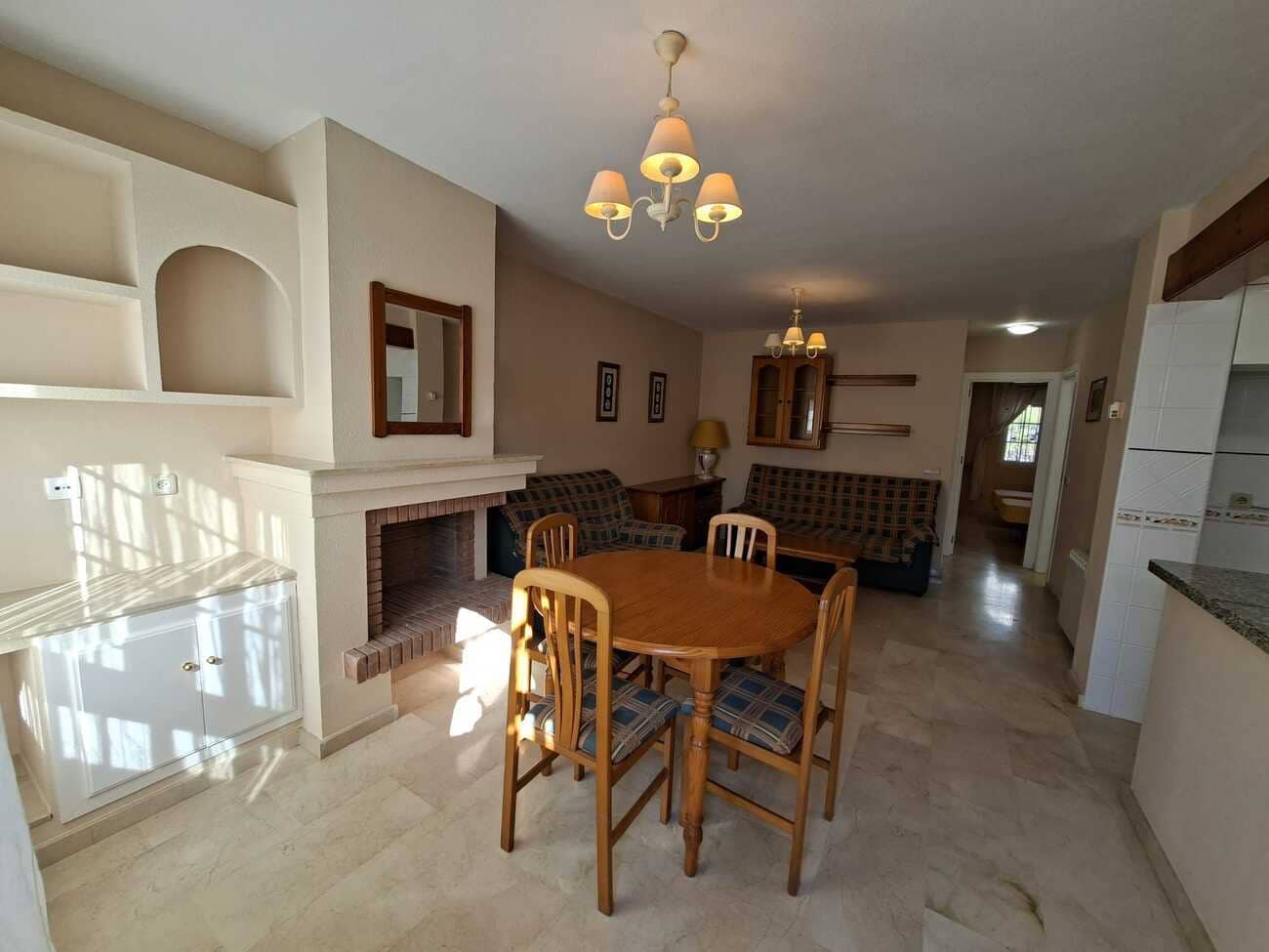 2 makuuhuone Bungalow myytävänä paikassa Orihuela mukana uima-altaan - 215 000 € (Ref: 9777936)