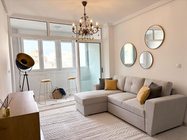 3 soveværelse Lejlighed til salg i Centro - Muelle Pesquero, Torrevieja - € 185.000 (Ref: 9777939)