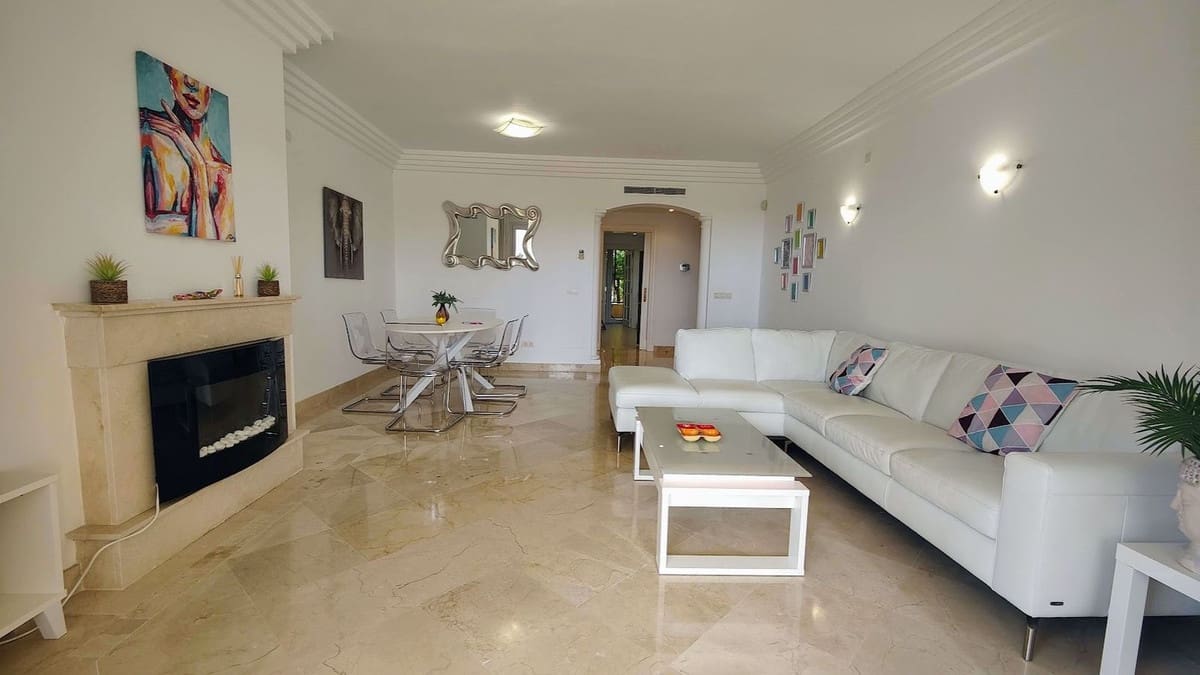 Apartamento de 3 habitaciones en Bahia de Casares en venta con piscina garaje - 450.000 € (Ref: 9777941)
