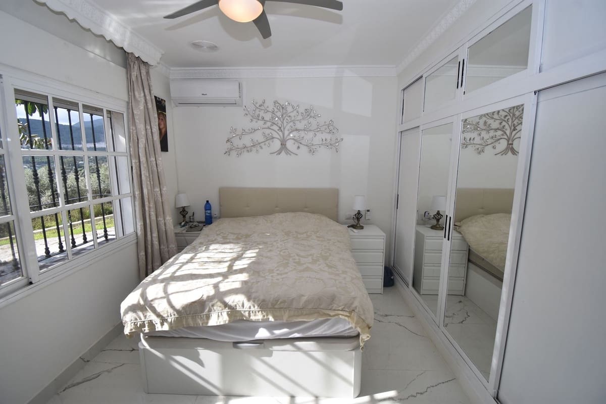 3 makuuhuone Maalaistalo myytävänä paikassa Coin mukana uima-altaan 
autotalli - 565 000 € (Ref: 9781325)