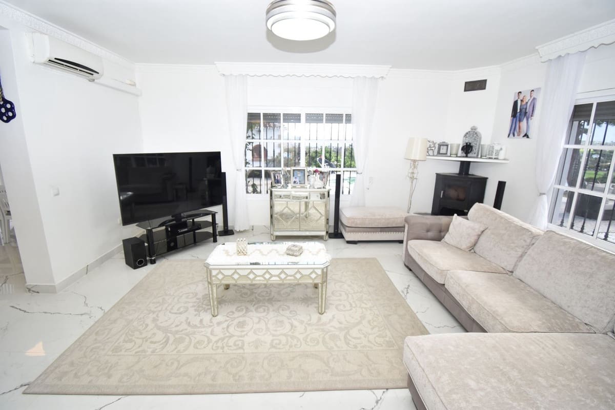 3 makuuhuone Maalaistalo myytävänä paikassa Coin mukana uima-altaan 
autotalli - 565 000 € (Ref: 9781325)