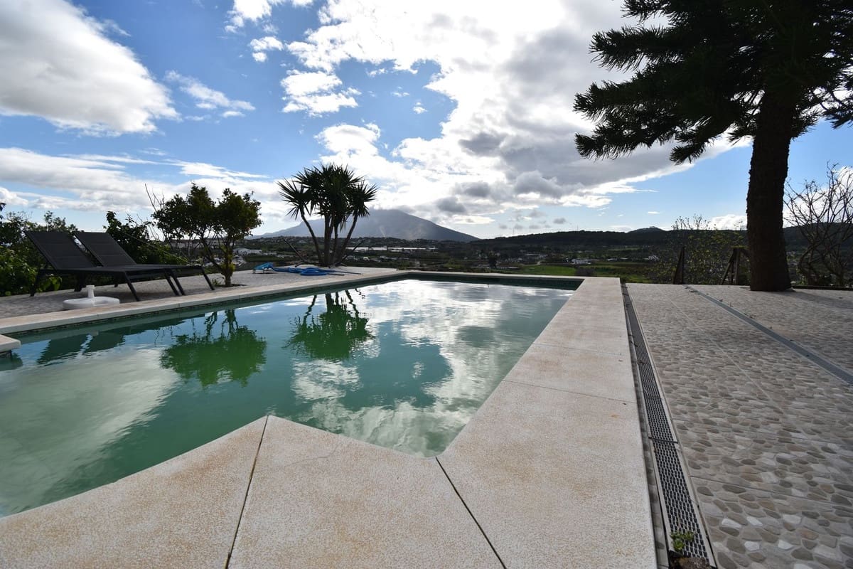 3 makuuhuone Maalaistalo myytävänä paikassa Coin mukana uima-altaan 
autotalli - 565 000 € (Ref: 9781325)