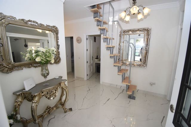 3 sypialnia Finka/Dom wiejski na sprzedaż w Coín z basenem garażem - 565 000 € (Ref: 9781325)