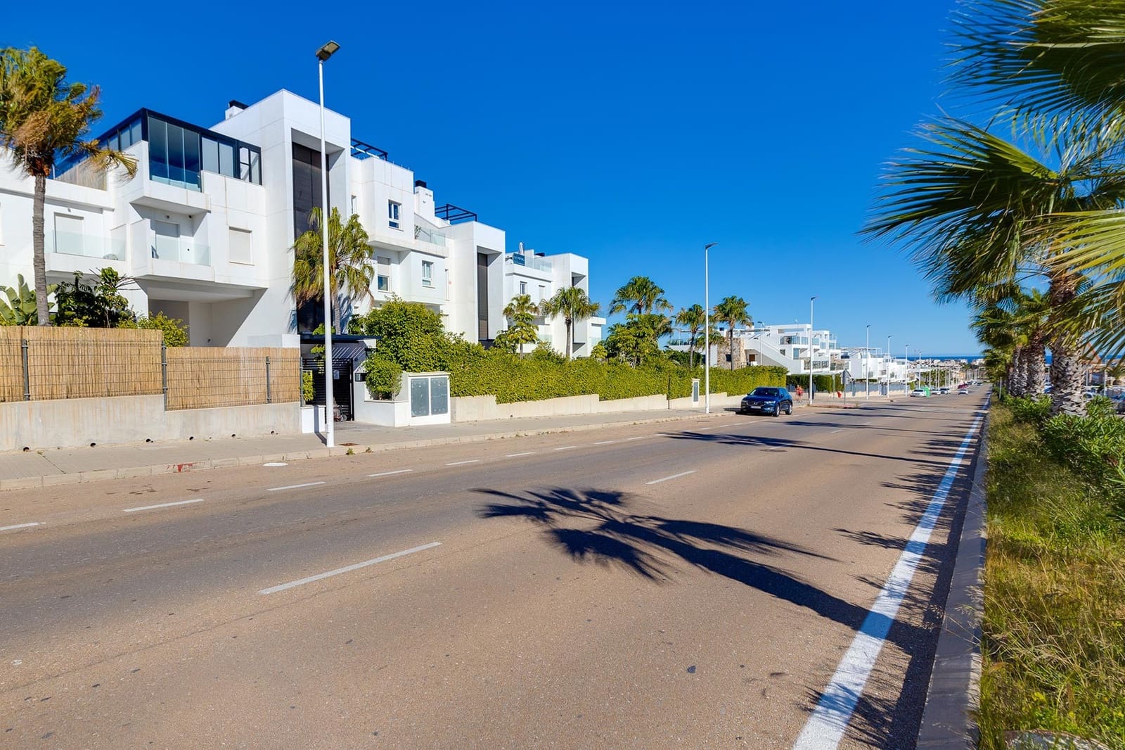 3 quarto Penthouse para venda em Orihuela Costa com piscina garagem - 599 000 € (Ref: 9781347)