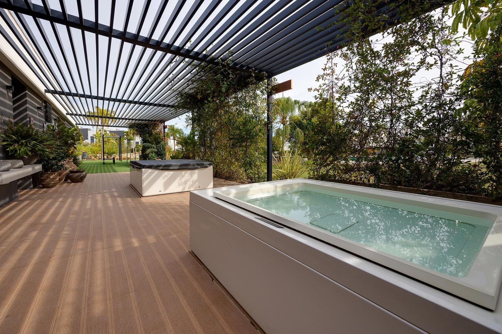 3 quarto Penthouse para venda em Orihuela Costa com piscina garagem - 599 000 € (Ref: 9781347)