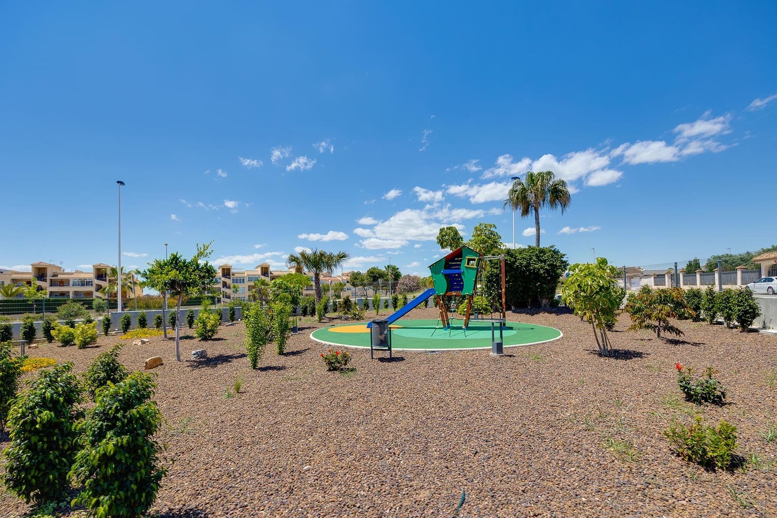 3 quarto Penthouse para venda em Orihuela Costa com piscina garagem - 599 000 € (Ref: 9781347)