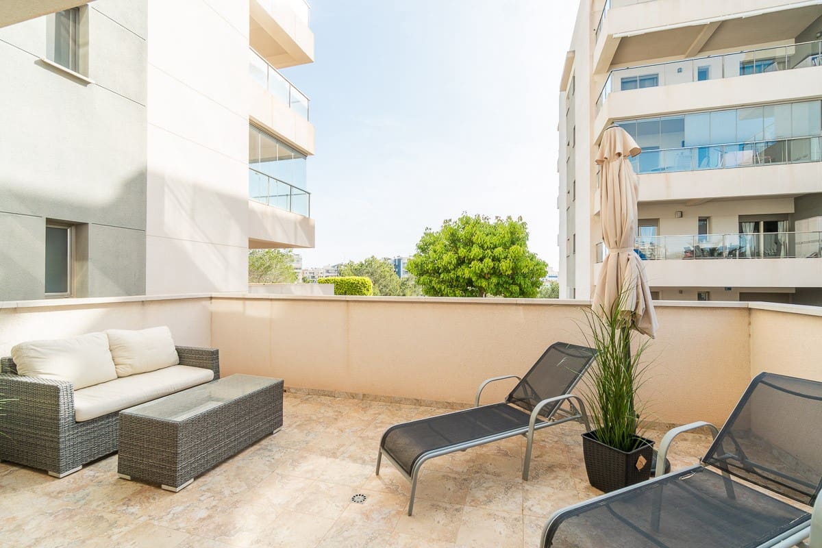 2 Zimmer Apartment zu verkaufen in Orihuela Costa mit Pool Garage - 220.000 € (Ref: 9781352)