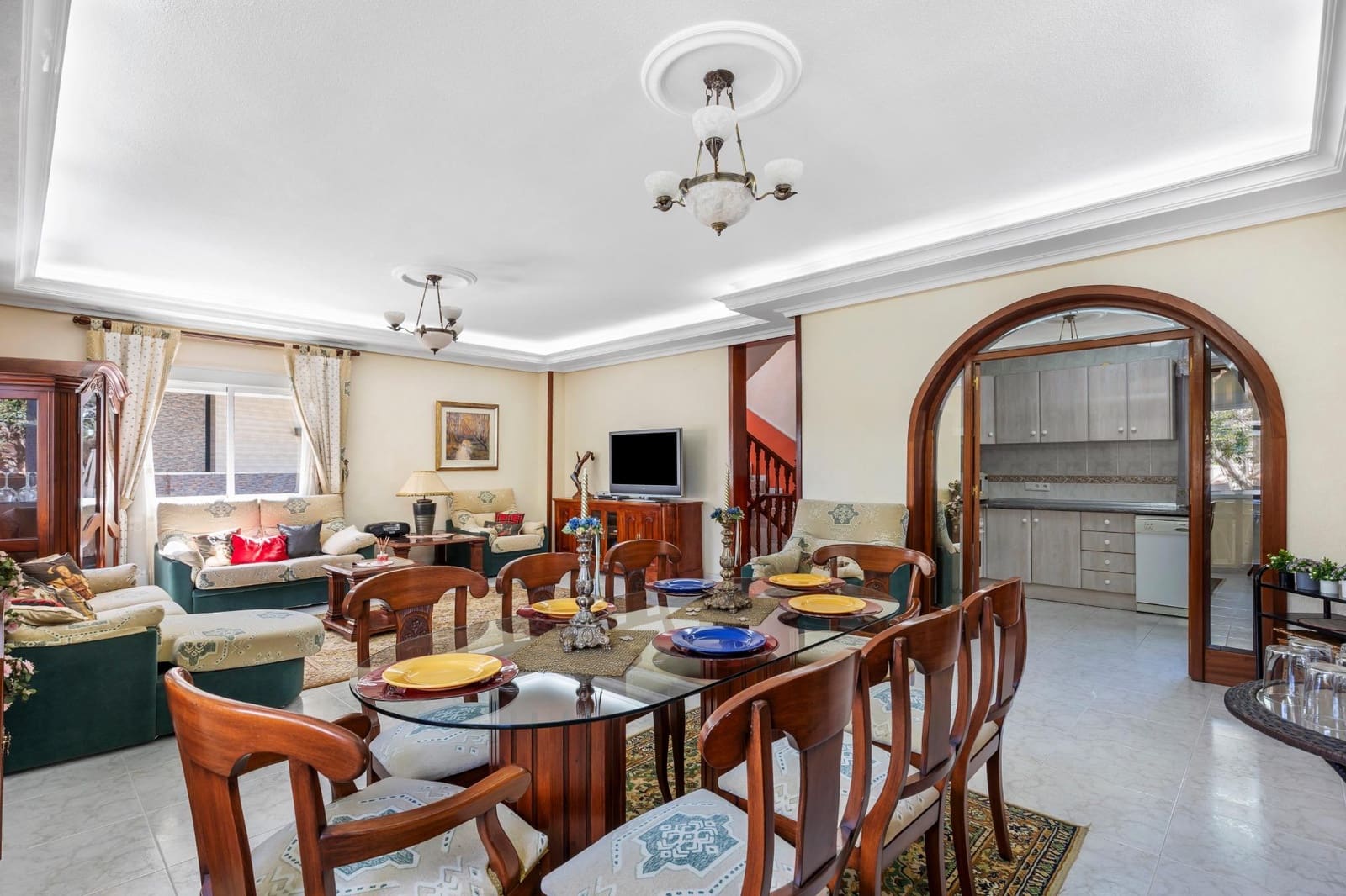 5 bedroom Villa for sale in Rojales with pool - € 599,000 (Ref: 9781356)