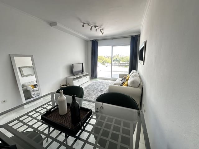 2 slaapkamer Appartement te koop in Aloha Golf, Marbella met zwembad - € 460.000 (Ref: 9781366)