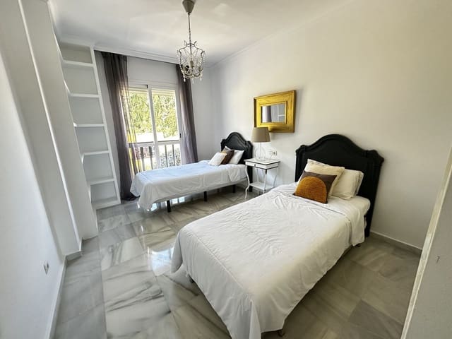 2 sypialnia Apartament na sprzedaż w Los Naranjos, Marbella z basenem - 460 000 € (Ref: 9781366)