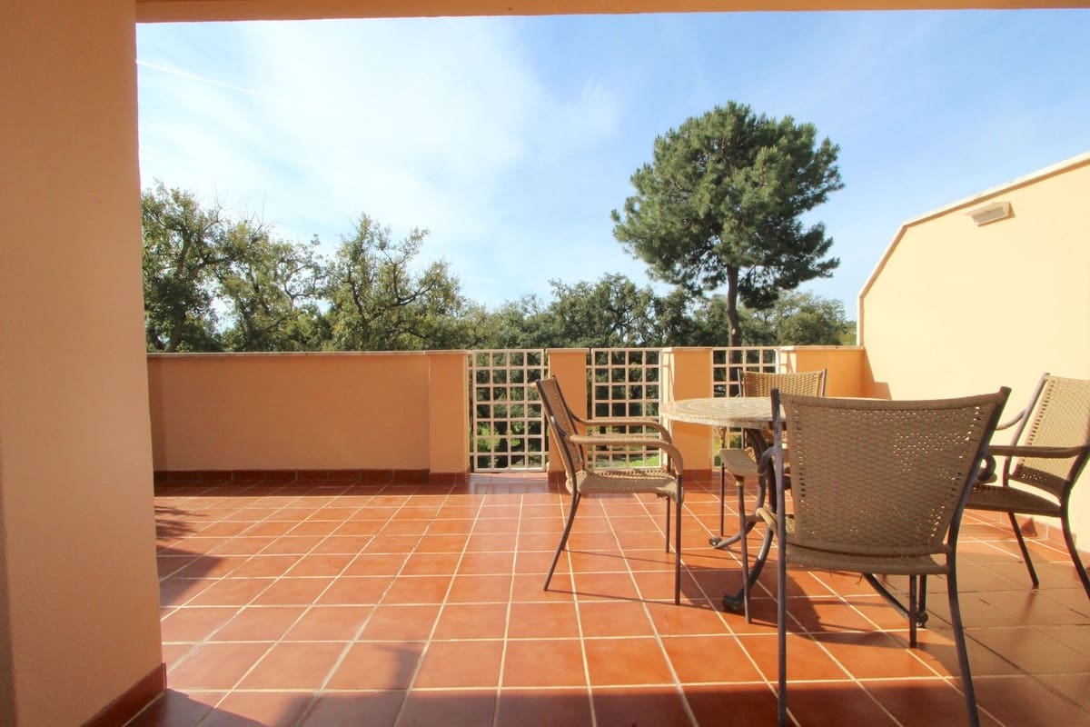 2 chambre Appartement à vendre à Elviria avec piscine - 460 000 € (Ref: 9781367)