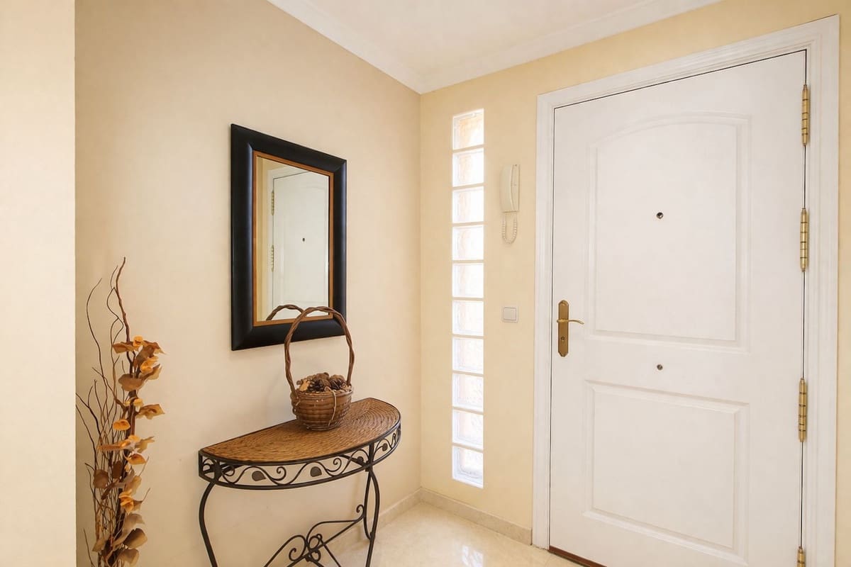 2 chambre Appartement à vendre à Elviria avec piscine - 460 000 € (Ref: 9781367)