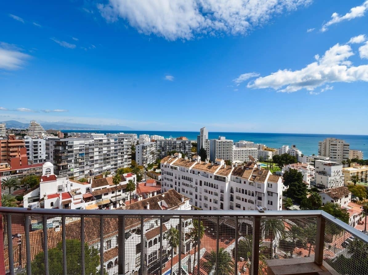 Apartment for sale in Benalmadena Costa - € 225,000 (Ref: 9783672)