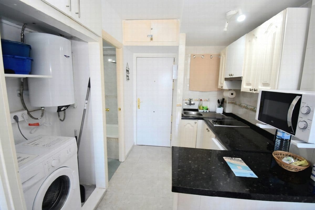 Apartamento para venda em Arroyo de la Miel com piscina - 225 000 € (Ref: 9783673)