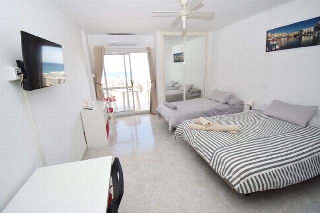 Apartment for sale in Arroyo de la Miel, Benalmádena - € 225,000 (Ref: 9783673)
