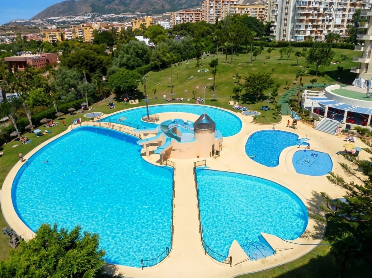 Apartamento para venda em Arroyo de la Miel com piscina - 225 000 € (Ref: 9783673)