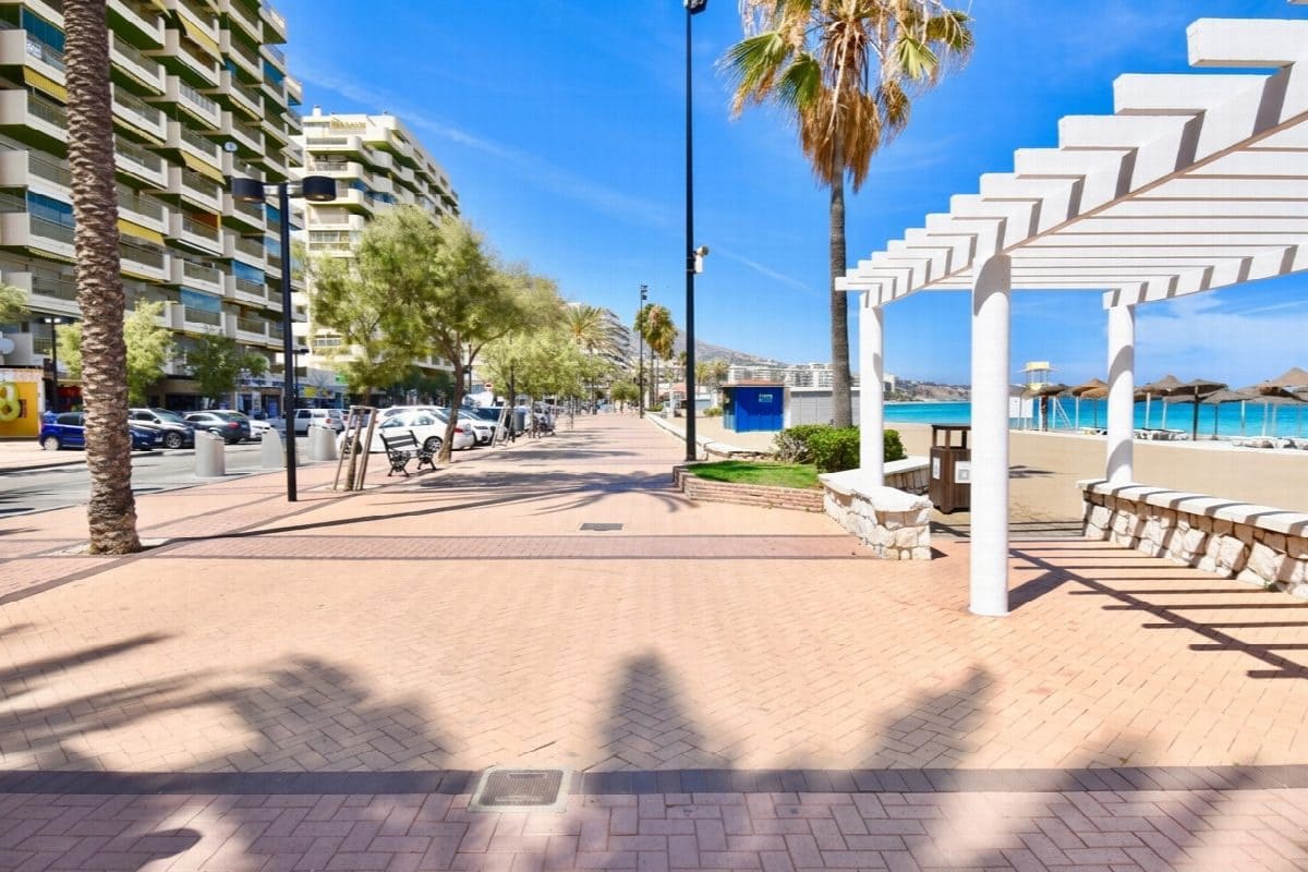 1 sovrum Lägenhet till salu i Fuengirola med pool - 335 000 € (Ref: 9783674)