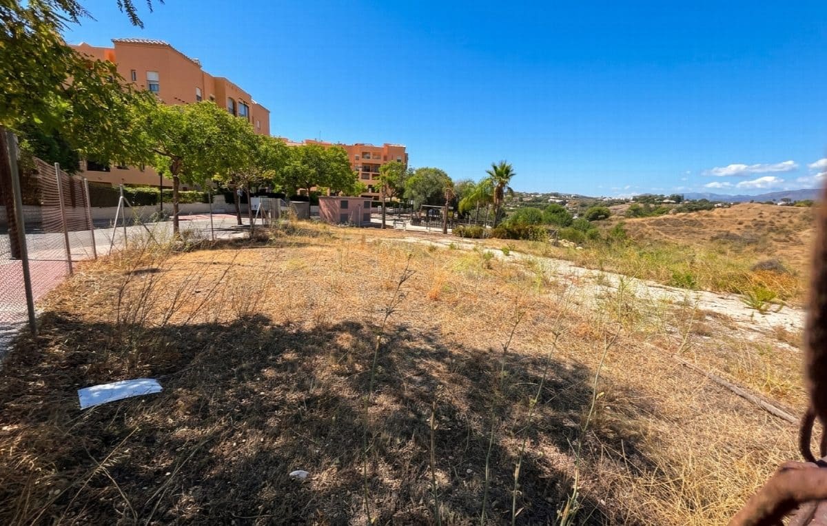 Byggetomt til salgs i Fuengirola - € 350 000 (Ref: 9783675)