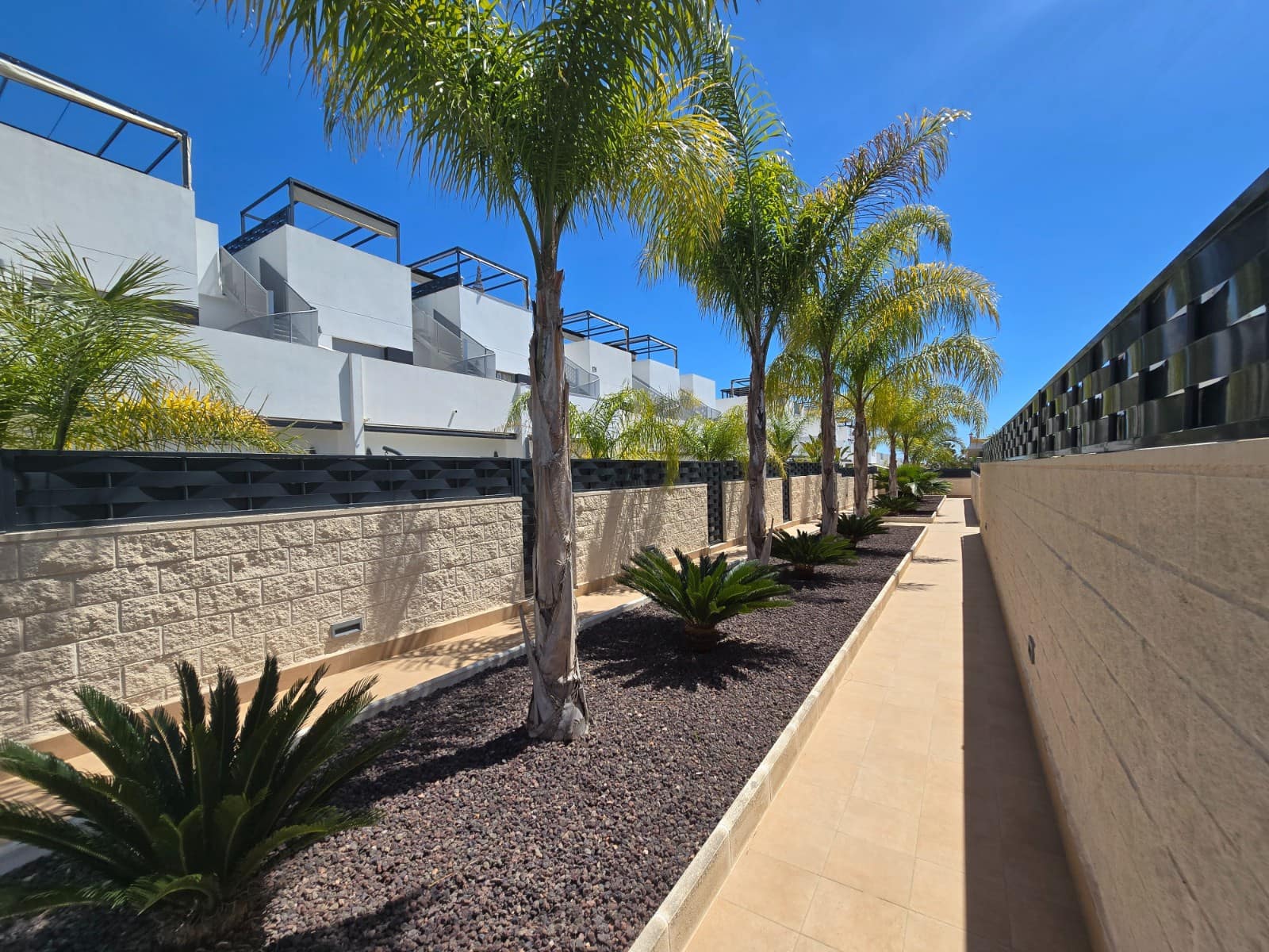 3 sovrum Hus till salu i Ciudad Quesada med pool - 359 900 € (Ref: 9783693)