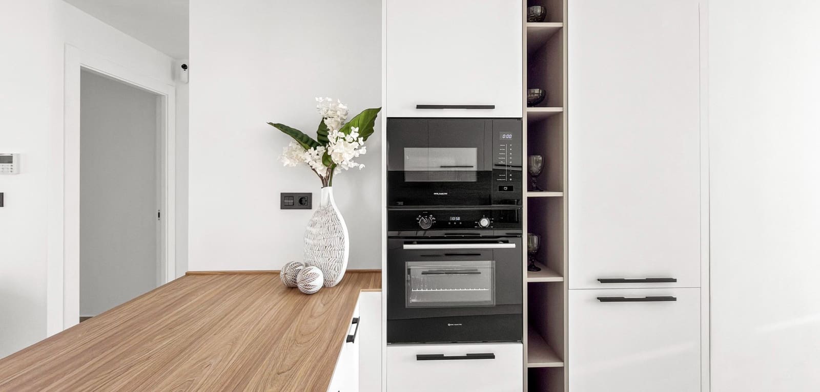 2 soverom Leilighet til salgs i Torrevieja med svømmebasseng garasje - € 312 500 (Ref: 9783700)