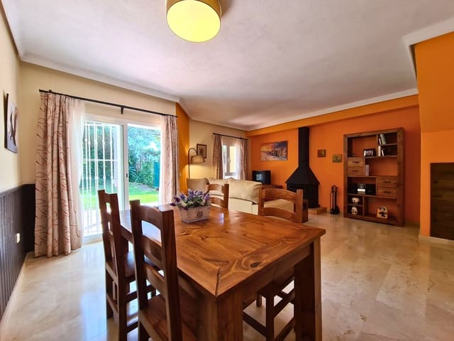 3 camera da letto Casa in vendita in La Duquesa / Puerto de la Duquesa, Manilva con piscina garage - 369.000 € (Rif: 9783705)