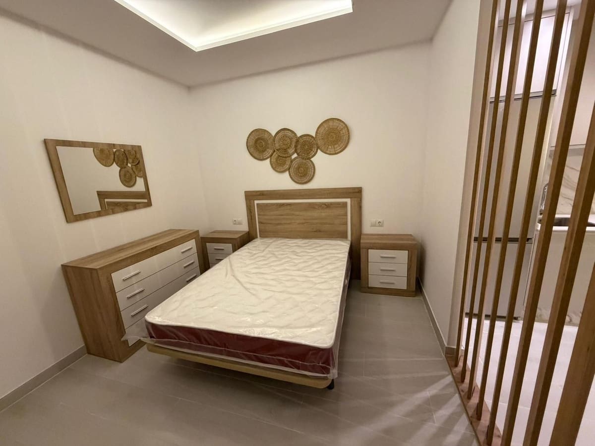 1 soverom Leilighet til salgs i Torremolinos - € 300 000 (Ref: 9788275)