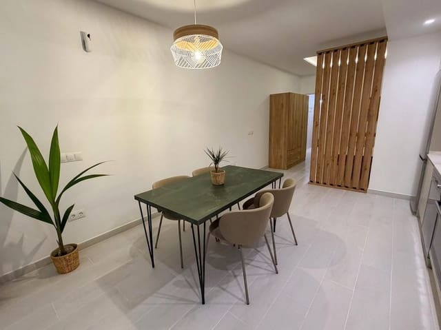 1 bedroom Apartment for sale in Torremolinos - € 300,000 (Ref: 9788275)