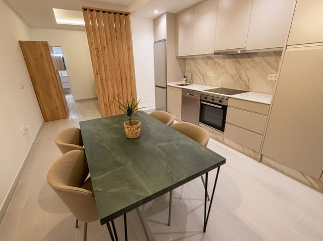 1 bedroom Apartment for sale in Torremolinos - € 300,000 (Ref: 9788275)