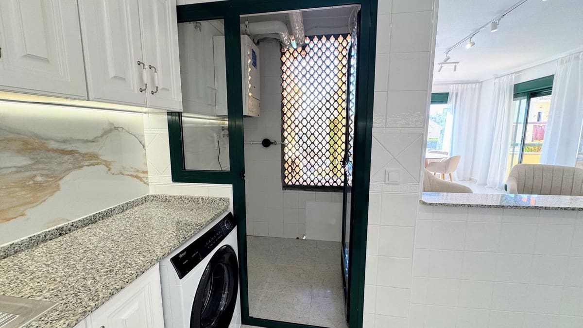 2 slaapkamer Appartement te koop in Campoamor met zwembad garage - € 220.000 (Ref: 9788278)