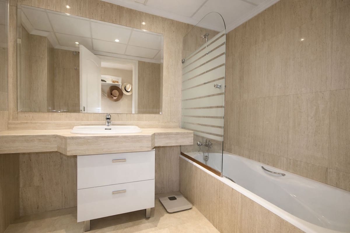 3 chambre Penthouse à vendre à Elviria - 599 000 € (Ref: 9788284)