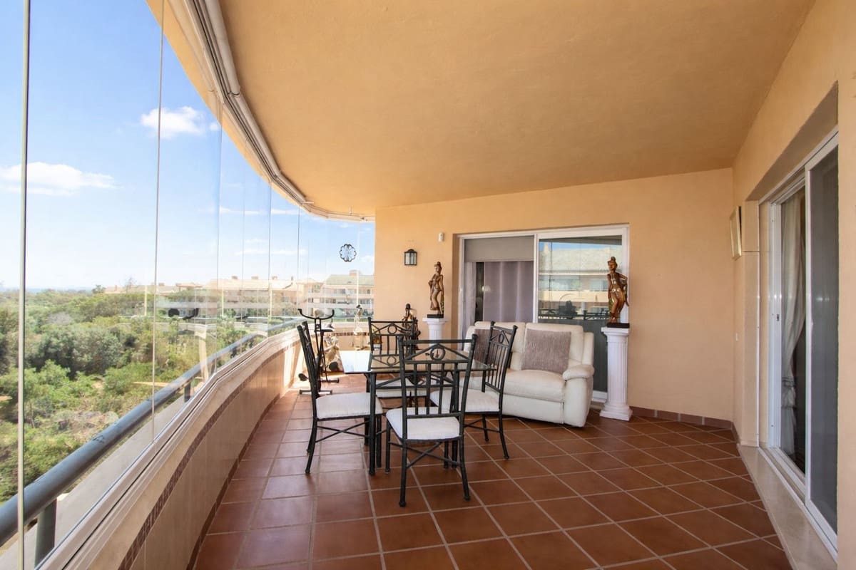 3 chambre Penthouse à vendre à Elviria - 599 000 € (Ref: 9788284)