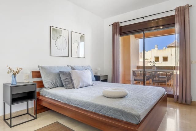 2 soverom Leilighet til salgs i Manilva Pueblo, Manilva med svømmebasseng garasje - € 235 000 (Ref: 9788286)