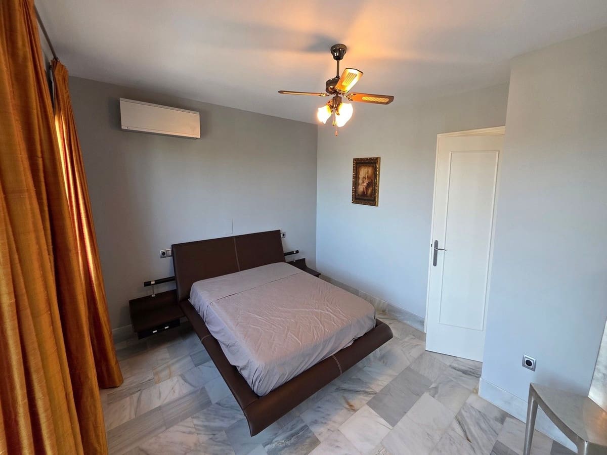 3 makuuhuone Rivitalo myytävänä paikassa Mijas Costa mukana 
autotalli - 425 000 € (Ref: 9788287)