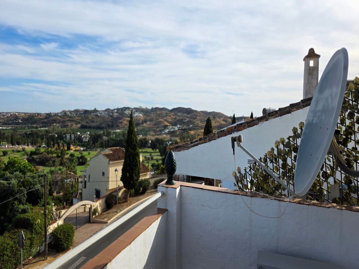 3 makuuhuone Rivitalo myytävänä paikassa Mijas Costa mukana 
autotalli - 425 000 € (Ref: 9788287)