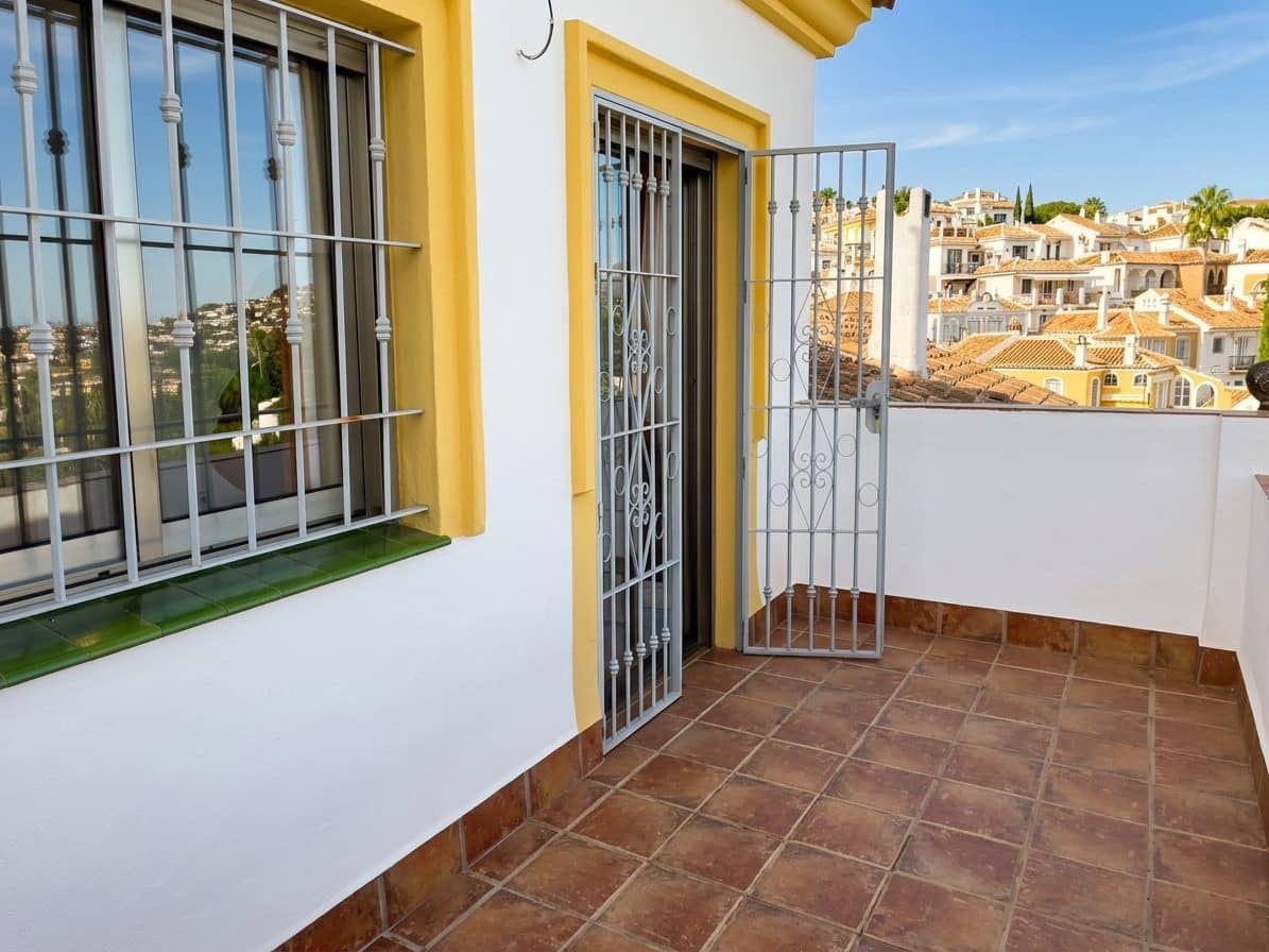 3 chambre Villa/Maison à vendre à Mijas Costa avec garage - 405 000 € (Ref: 9788287)