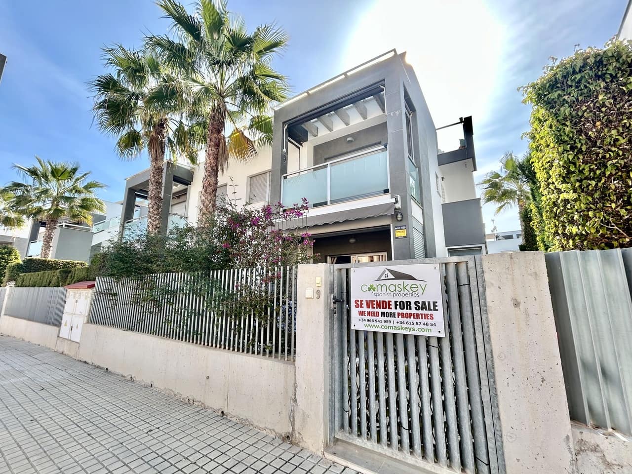2 bedroom Apartment for sale in Orihuela Costa with garage - € 240,000 (Ref: 9790894)
