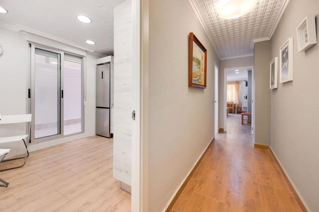 Apartamento de 2 habitaciones en Playa del Acequión, Torrevieja en venta - 229.969 € (Ref: 9790899)