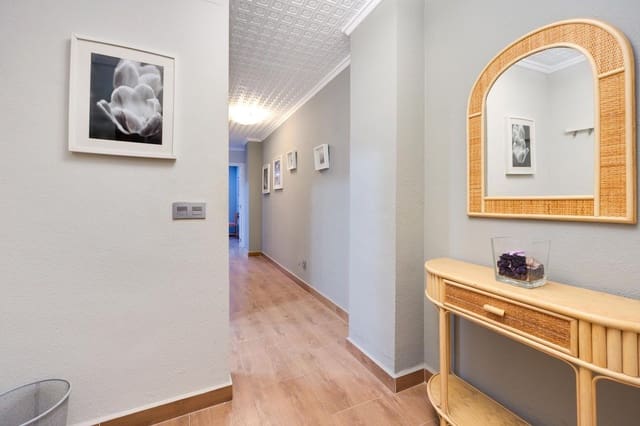 Apartamento de 2 habitaciones en Playa del Acequión, Torrevieja en venta - 229.969 € (Ref: 9790899)